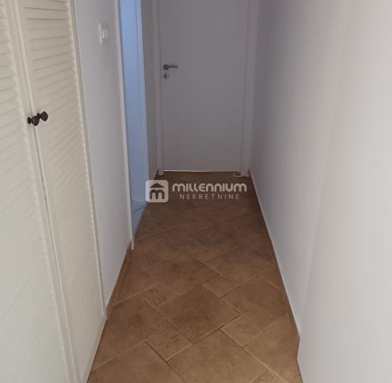 Otok Krk, 83.95m2, 2 sobni s dnevnim
