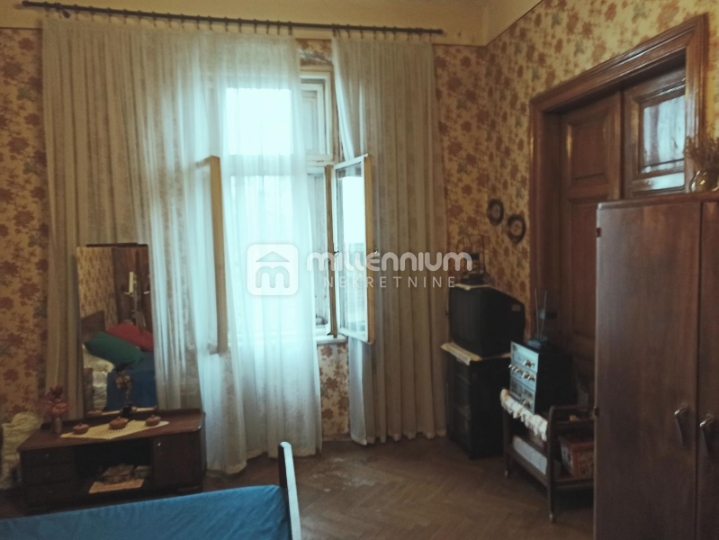Rijeka, Centar, 134.67m2, 3S+DB, 2 balkona