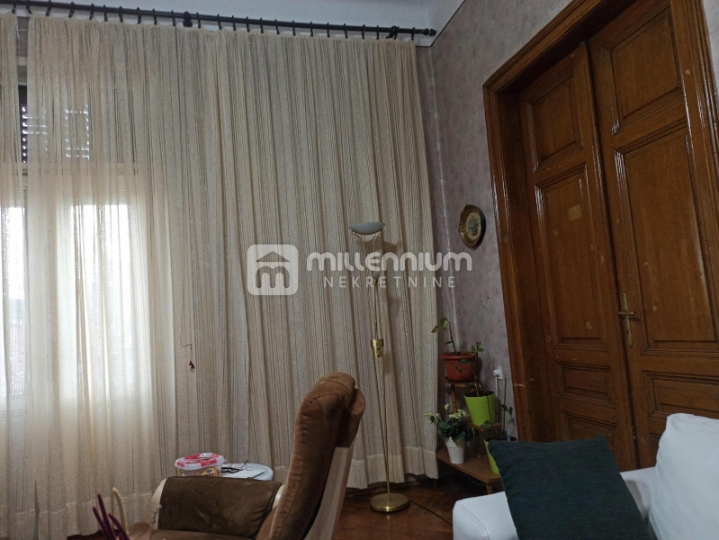 Rijeka, Centar, 134.67m2, 3S+DB, 2 balkona