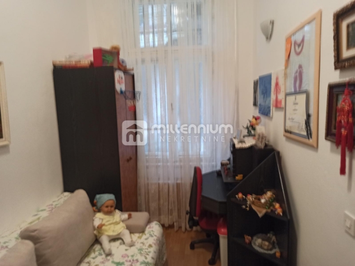Rijeka, Centar, 134.67m2, 3S+DB, 2 balkona