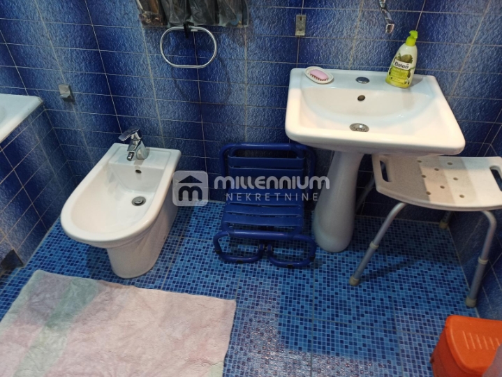 Rijeka, Centar, 134.67m2, 3S+DB, 2 balkona
