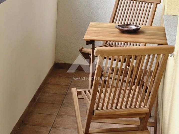 Gornja Vežica, predivan stan s lođom