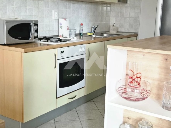 Gornja Vežica, predivan stan s lođom