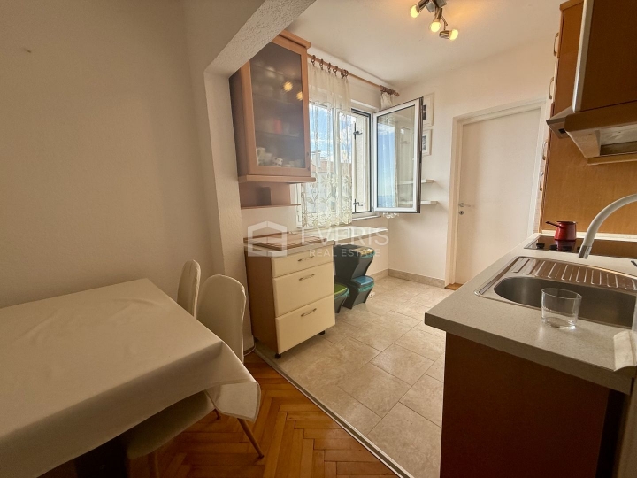 Rijeka, Škurinje, stan 60m2 s balkonom južne orijentacije