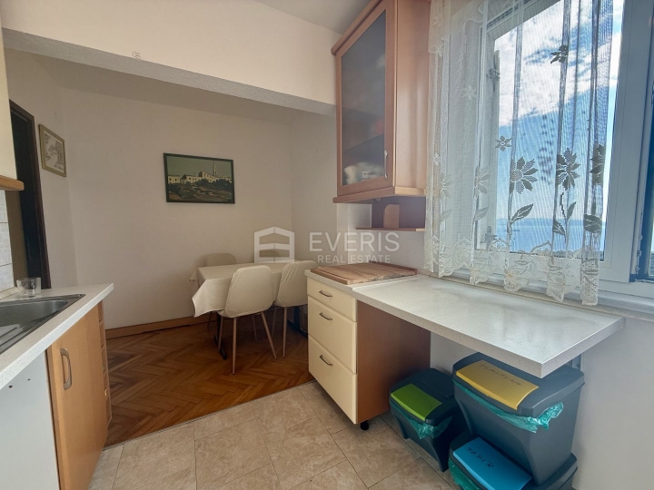 Rijeka, Škurinje, stan 60m2 s balkonom južne orijentacije