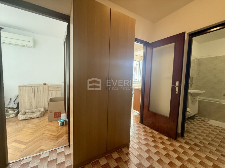 Rijeka, Škurinje, stan 60m2 s balkonom južne orijentacije
