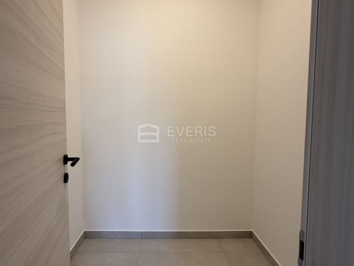 Rijeka, Srdoči, stan 75 m2, 2S+DB