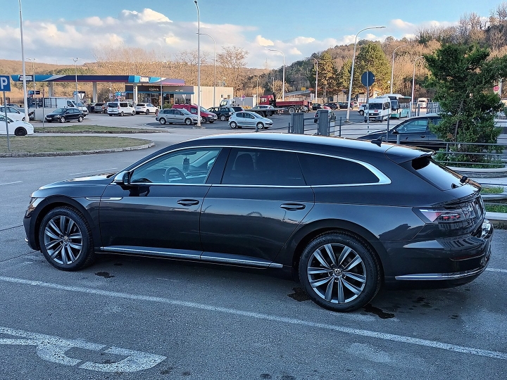VW Arteon Shooting Brake 2.0 TDI DSG