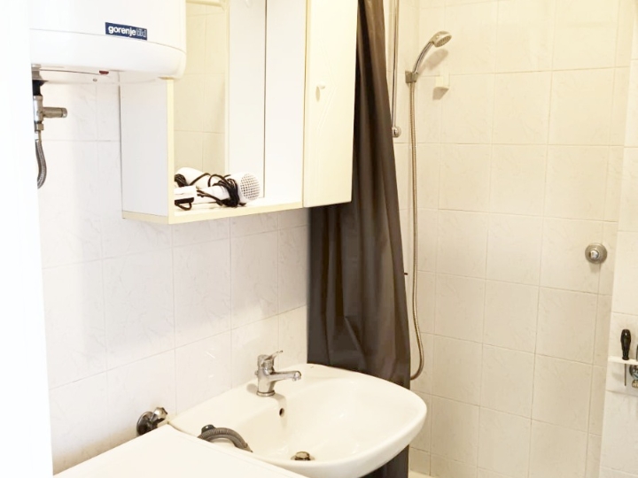 Turnić, 30 m2, 380€