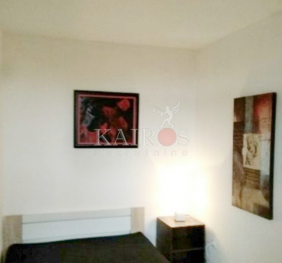 Turnić, garsonijera, 30m2, najam 40