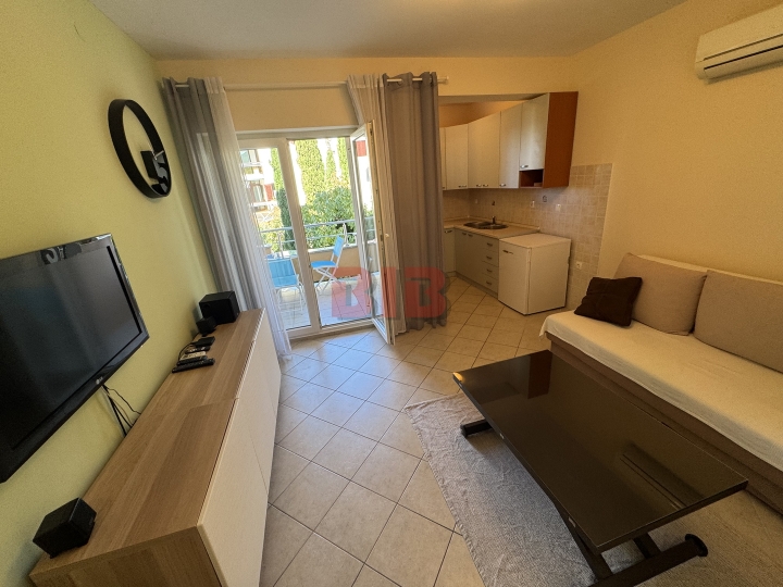 Crikvenica-Dramalj, lijep apartman, 1. kat, parking, blizu mora