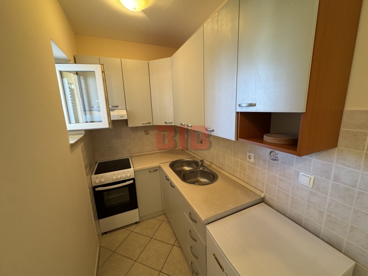 Crikvenica-Dramalj, lijep apartman, 1. kat, parking, blizu mora
