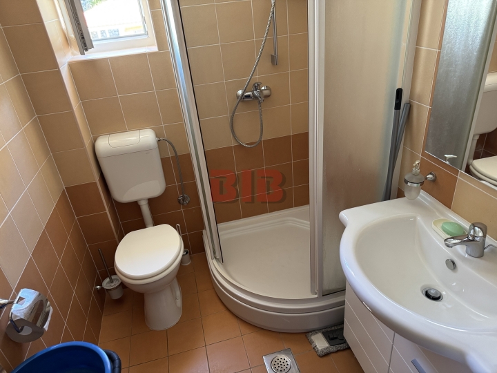 Crikvenica-Dramalj, lijep apartman, 1. kat, parking, blizu mora
