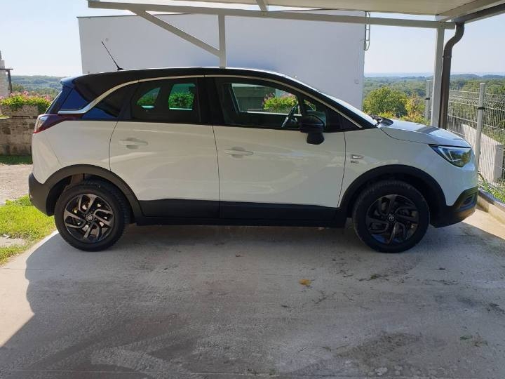 Opel Crossland X