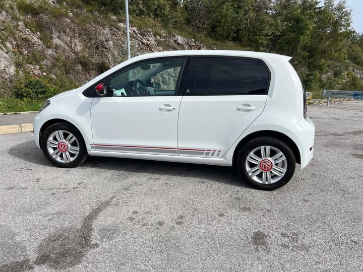 VW up 1.0