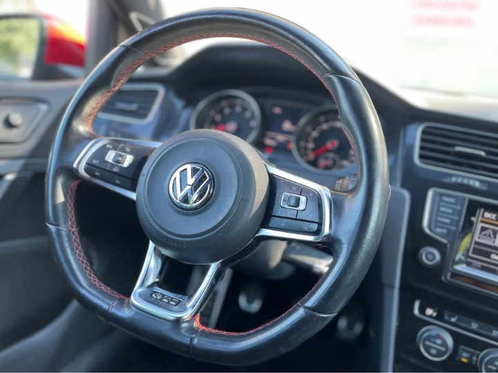 VW Golf 7 GTI performance