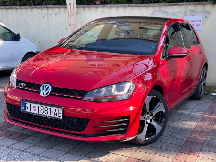 VW Golf 7 GTI performance