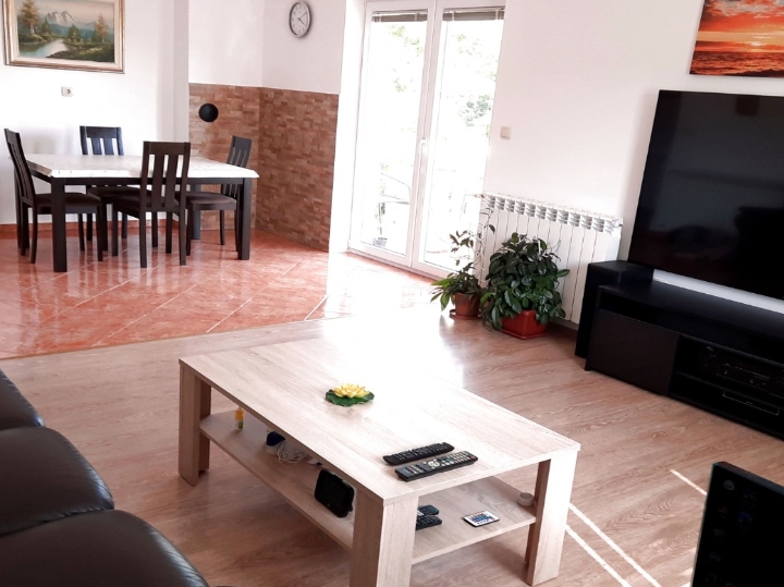 Kuća samostojeća - oglas vlasnika