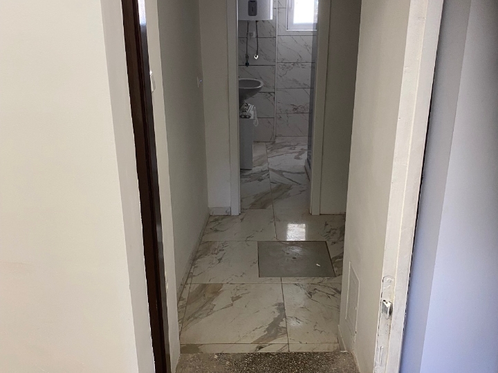 Iznajmljujemo stan, Donja Vežica