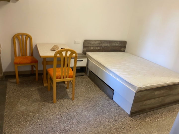 Iznajmljujemo stan, Donja Vežica