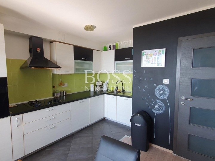 Turnić, 2Skl., 54m2, 205.000€