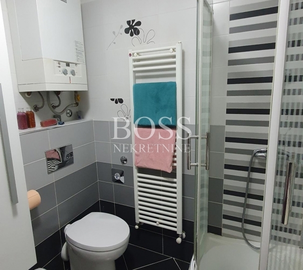 Turnić, 2Skl., 54m2, 205.000€