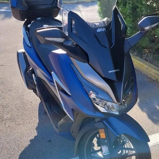 Skuter Honda Forza 350