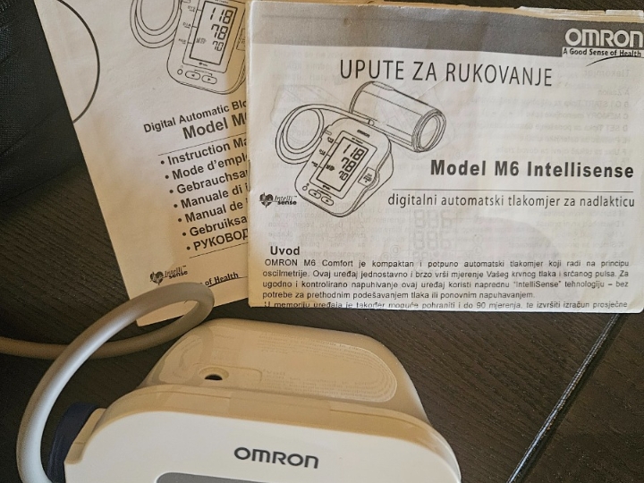 Tlakomjer Omron digitalni automatsk