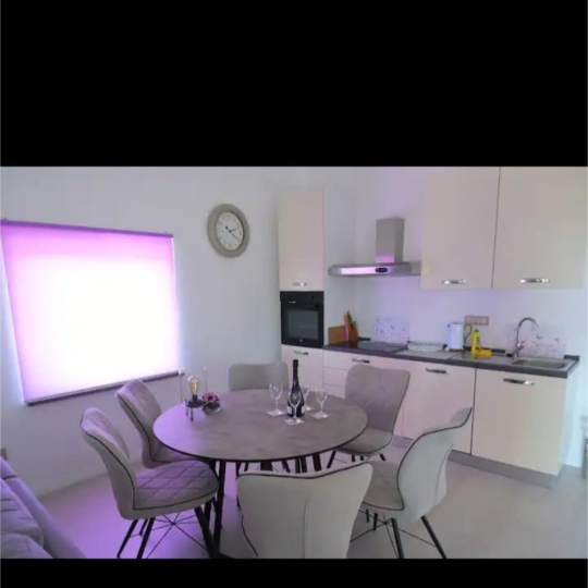 Rijeka, stan 100 m2, jacuzzi, sauna