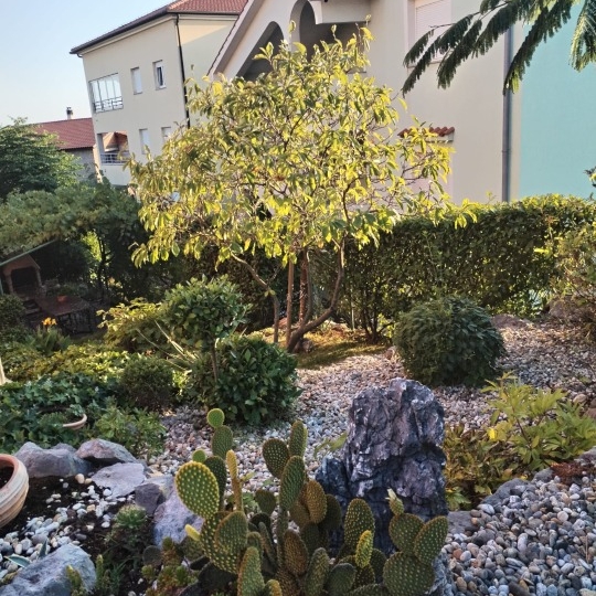 Rijeka, stan 100 m2, jacuzzi, sauna