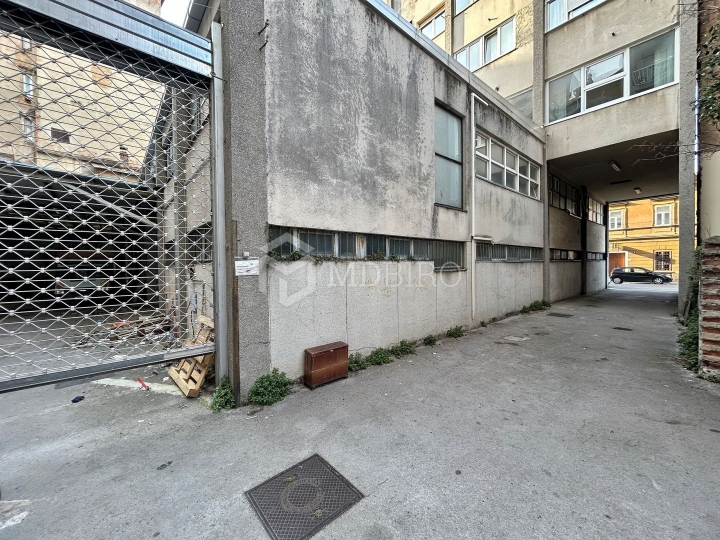 Najam poslovnog prostora 490 m2 prizemlje, Rijeka Centar