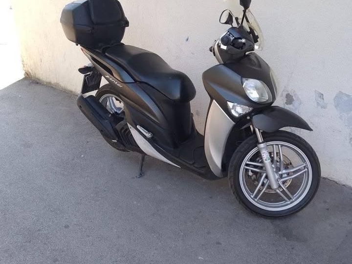 Skuter Yamaha Xenter 150