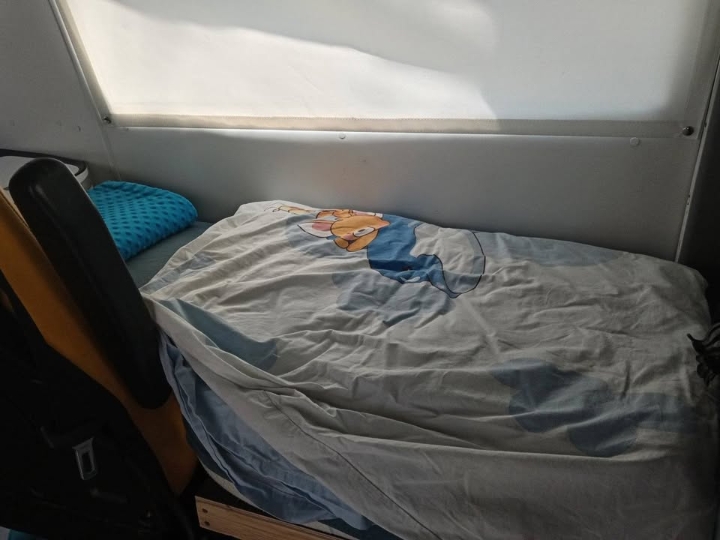 Kamper prodajemo!