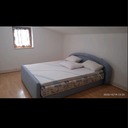 Iznajmljujem stan 85 m2