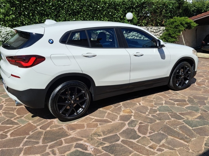 Prodajem BMW