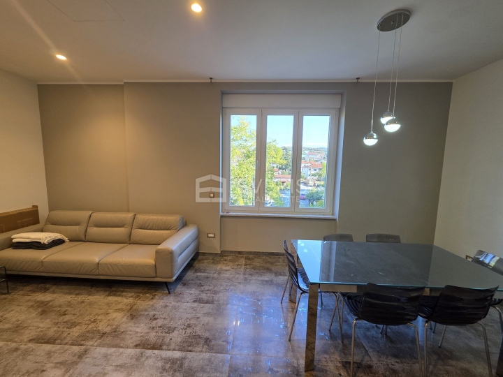 Rijeka, Trsat, stan 95 m2, 3S+DB, najam