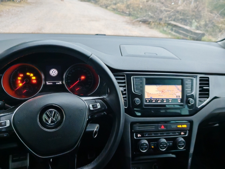 VW Golf Sportsvan 2017. god