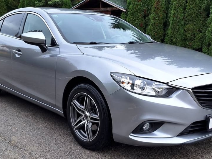 Mazda 6 2.0i