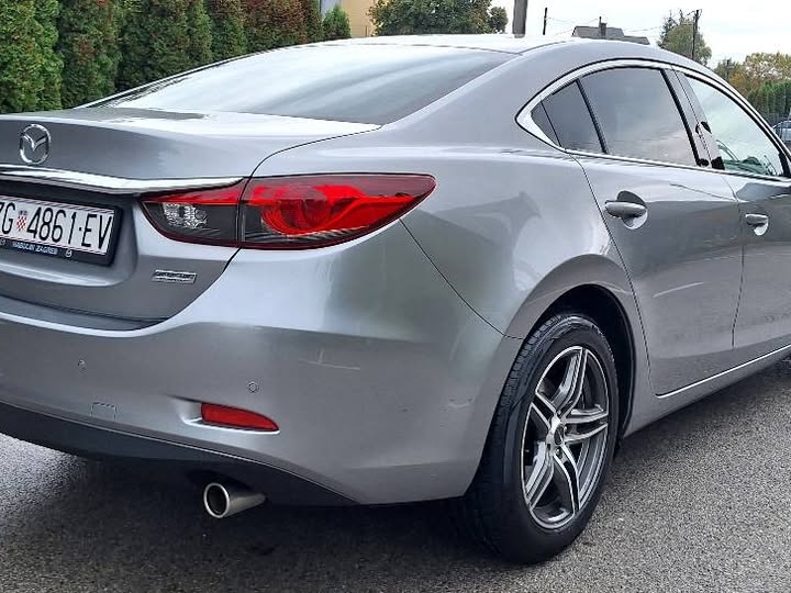 Mazda 6 2.0i