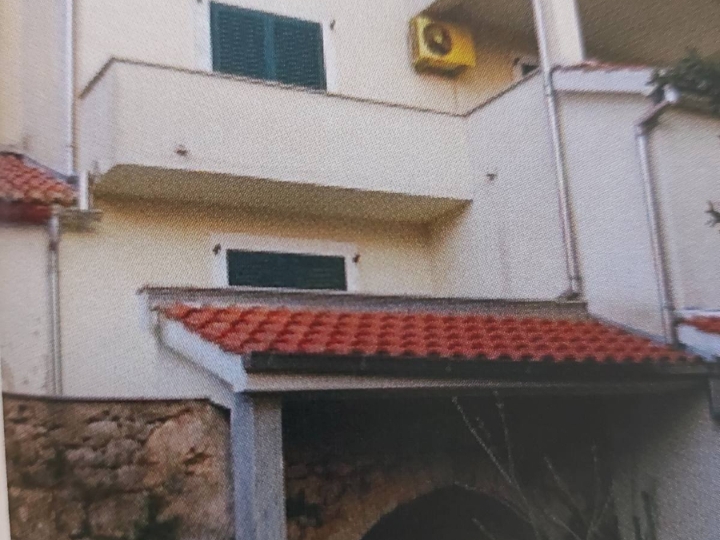 Kuća, otok Krk