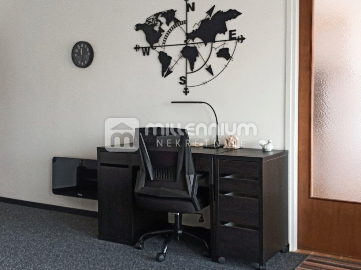 Najam, Belveder, 76m2, 3S stan s lođom i pogledom