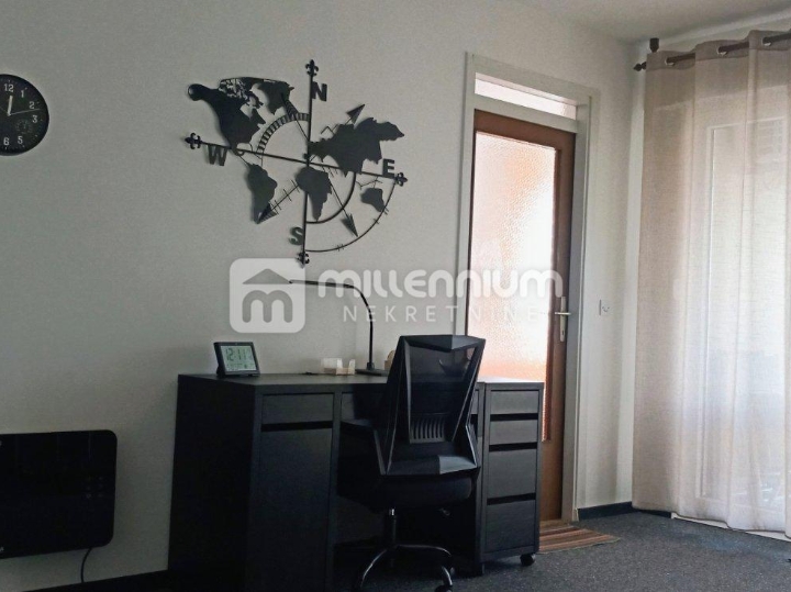 Najam, Belveder, 76m2, 3S stan s lođom i pogledom