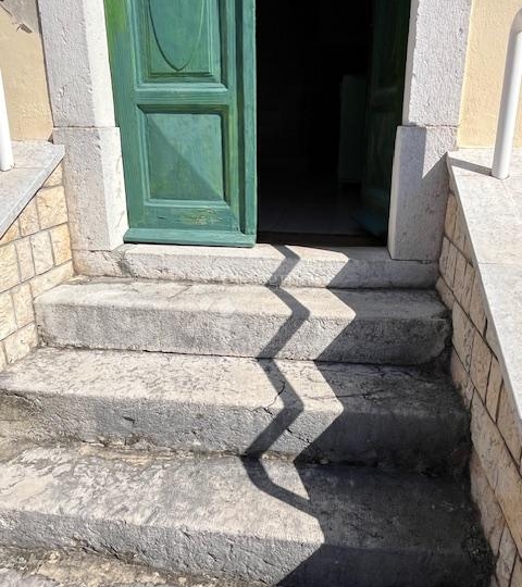 Crikvenica, starinska kuća s pogledom na more!