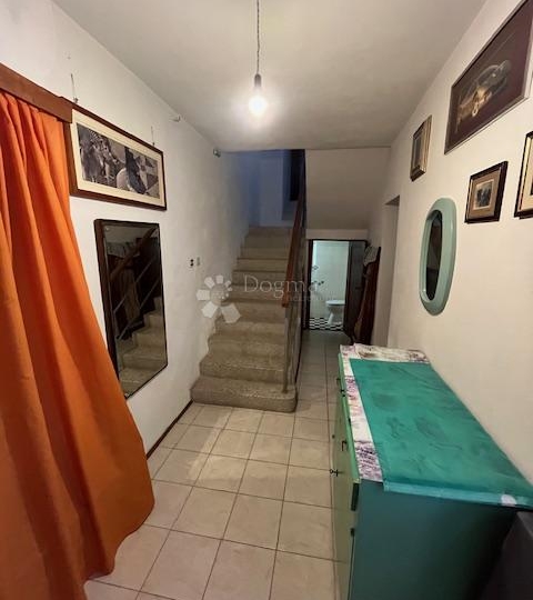 Crikvenica, starinska kuća s pogledom na more!