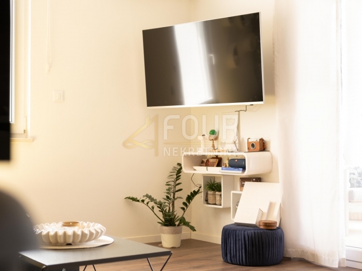 Marčelji, 84.13m2, 2S+DB, balkon i terasa, zajednički bazen