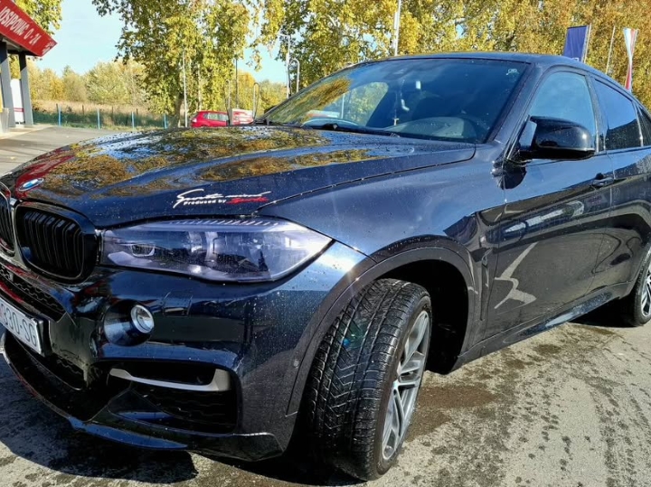 BMW X6 M50
