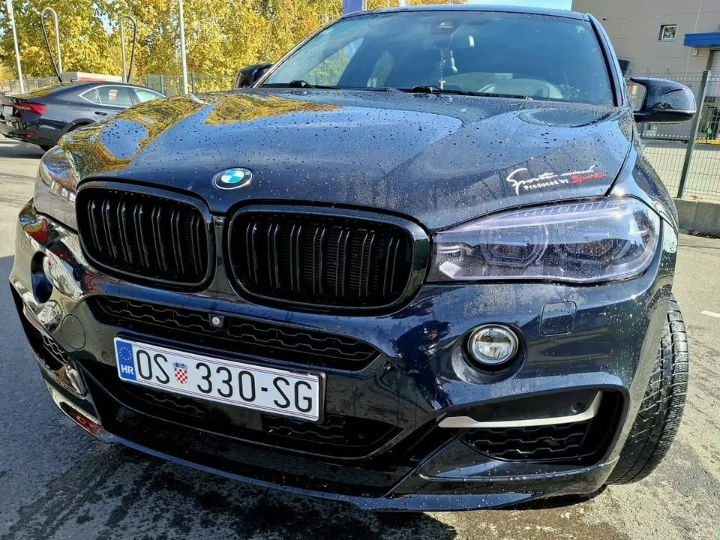 BMW X6 M50