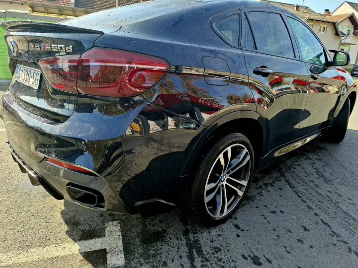BMW X6 M50