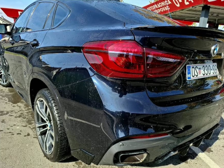 BMW X6 M50