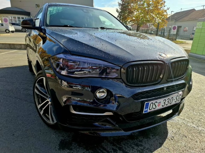 BMW X6 M50